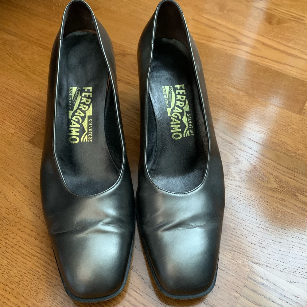 Salvatore Ferragamo silver heels size 8.5